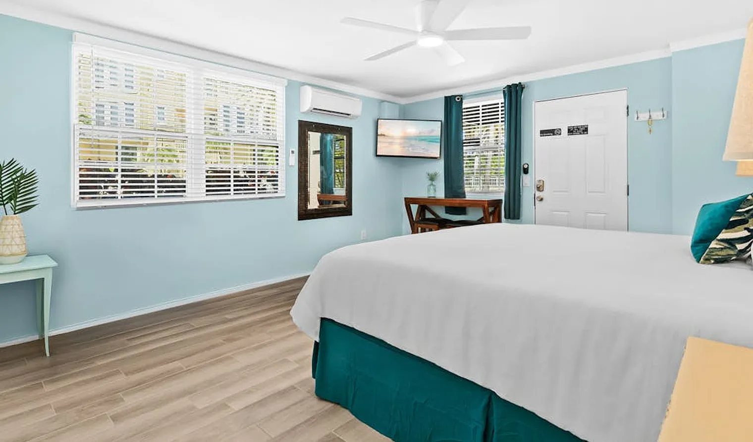 Studio, 1.0 bath, 312 sqft, $5,302 — Photo 3