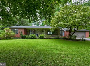 376 Arbor Rd, Lancaster, PA 17601