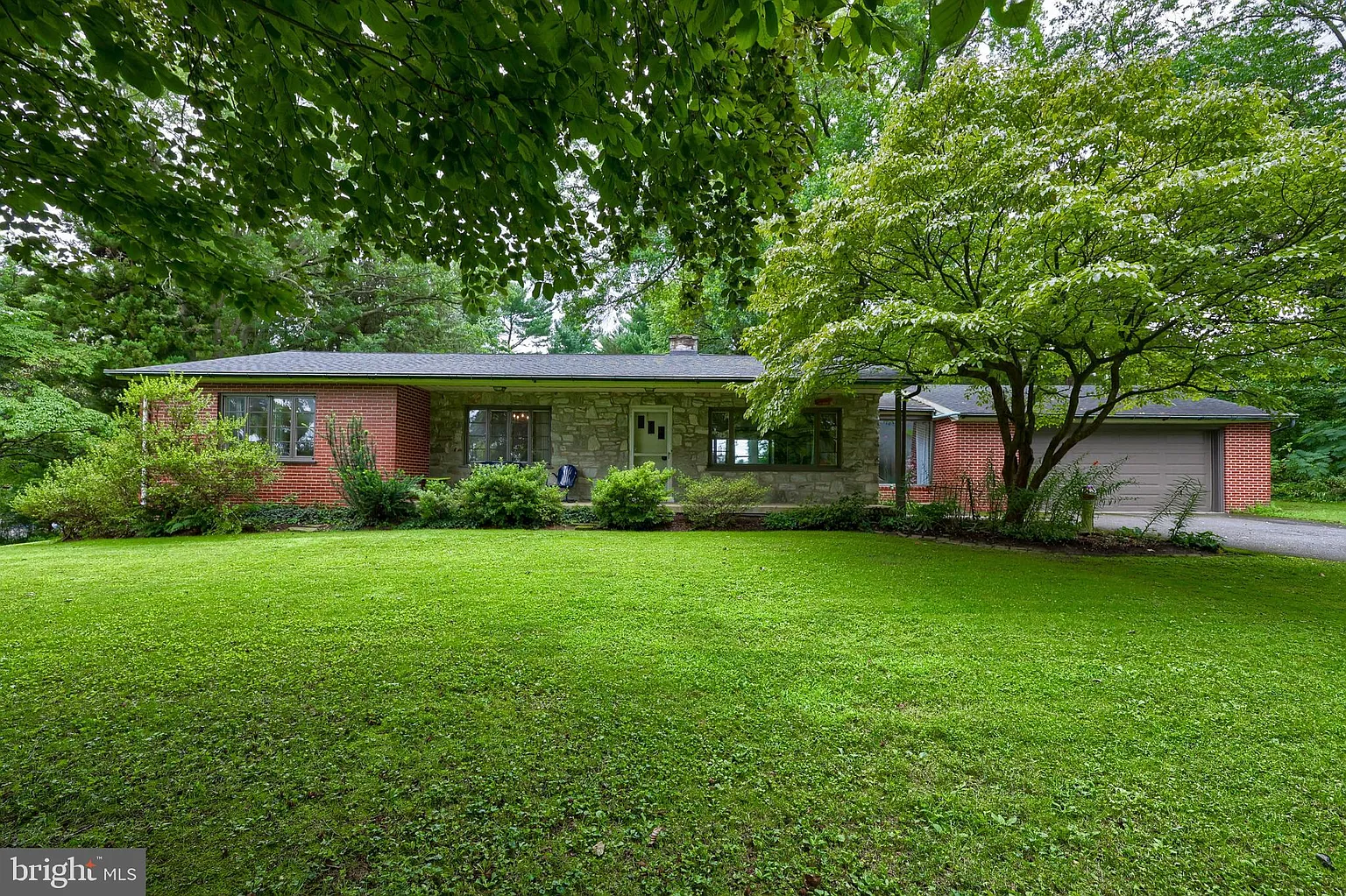 376 Arbor Rd photo 1