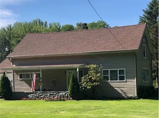 6919 Lamor Rd, Sharpsville, PA 16150