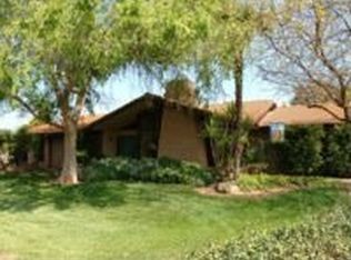 8811 E Herndon Ave, Clovis, CA 93619