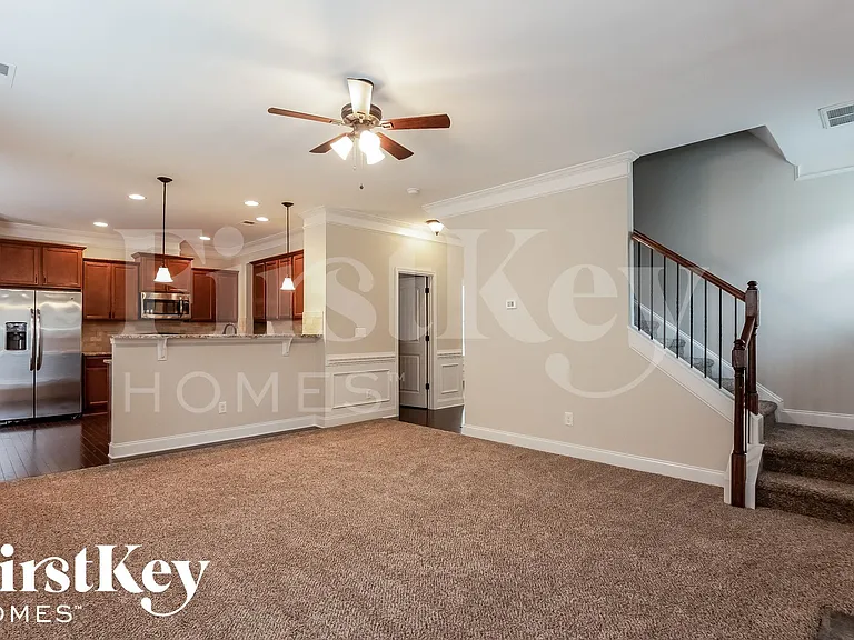 5631 McDowell Run Dr — Photo 3