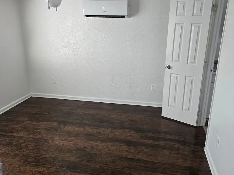 619 Maxanna Ave — Photo 3