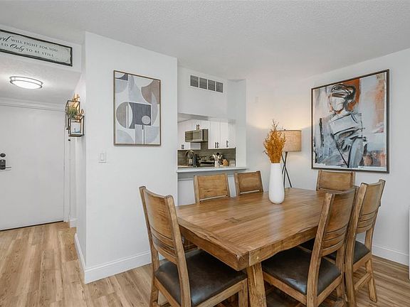 3rd image of 2614 COVE CAY DRIVE #102