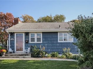 324 Oak Bluff Ave, Stratford, CT 06615
