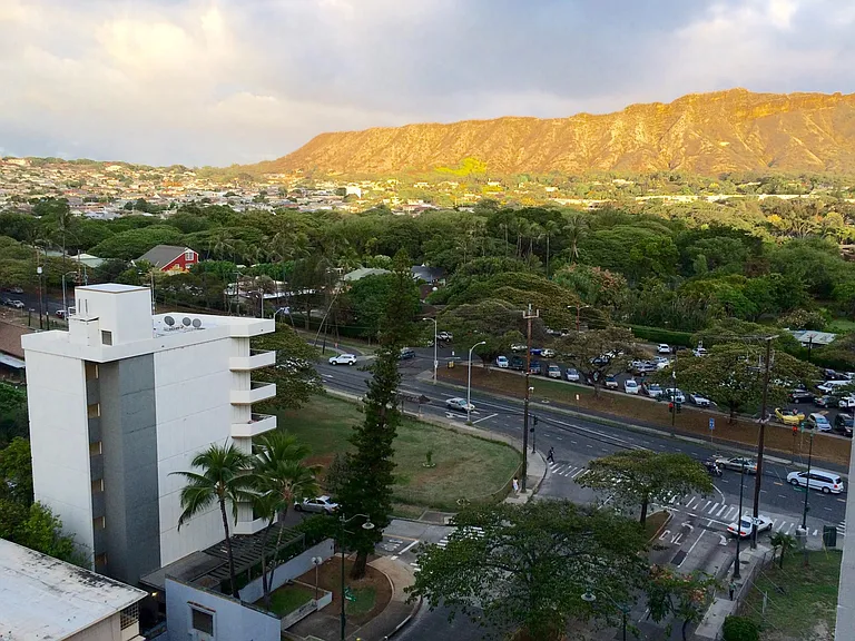 Diamond Head view