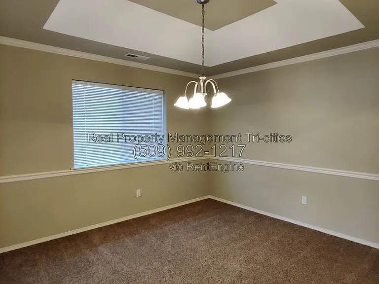 2667 Torrey Pines Way — Photo 13