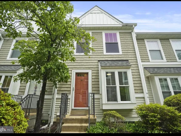 3823 9th Rd S, Arlington, VA 22204