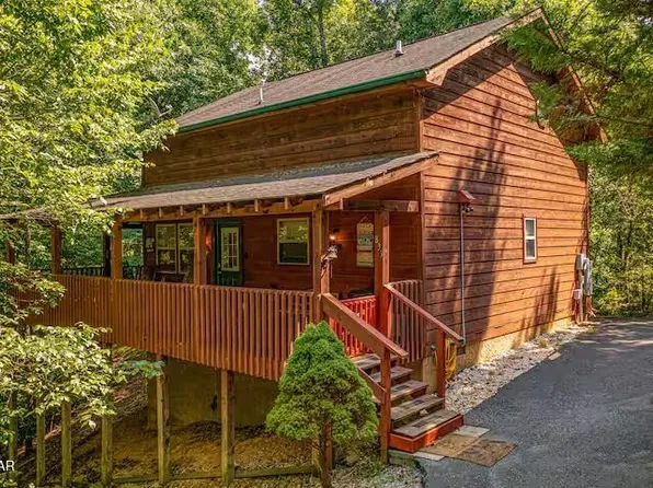 833 S New Era Rd, Sevierville, TN 37862