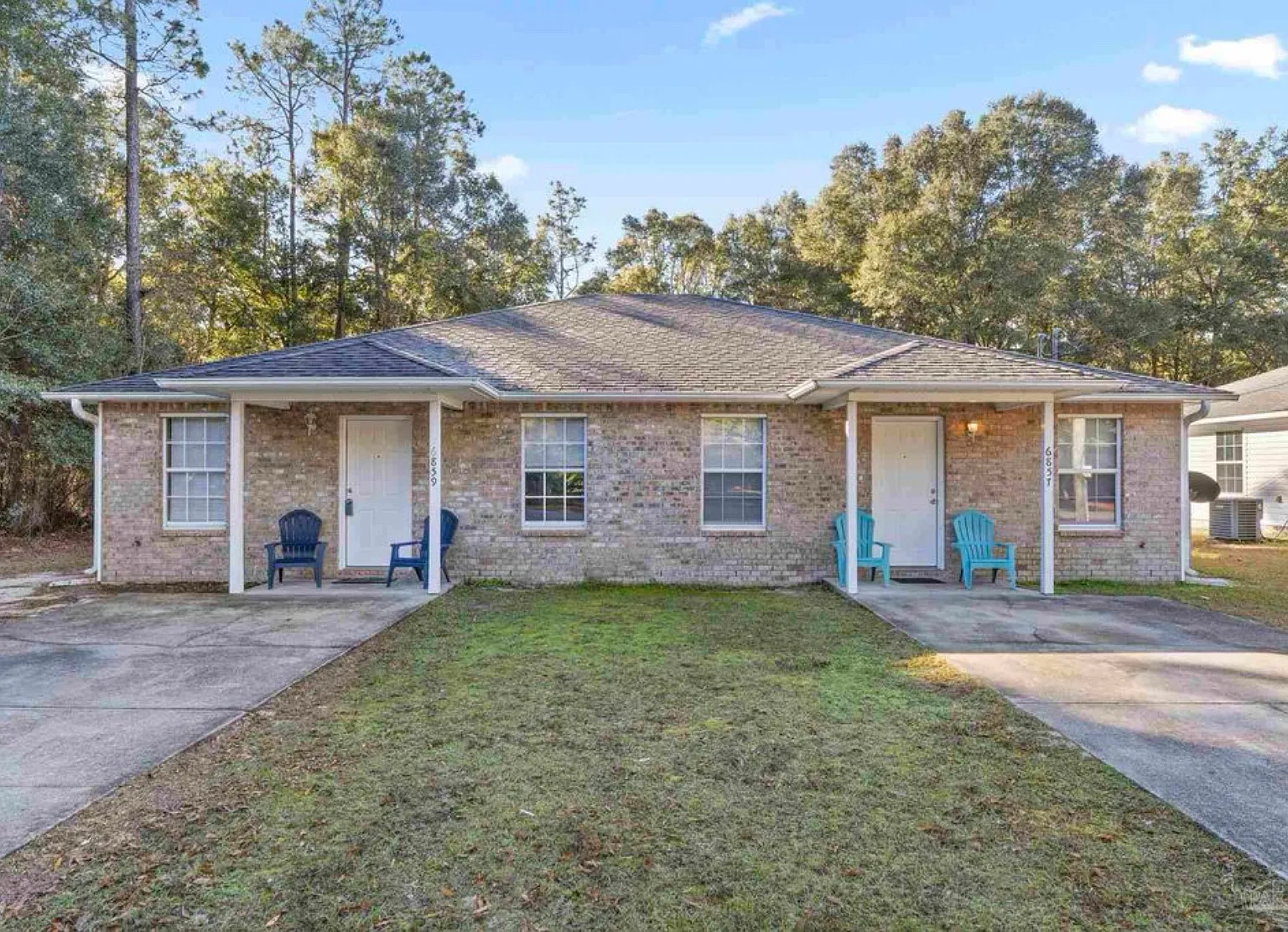 3 bed, 984 sqft, $1,500 — Photo 1