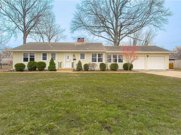 109 Glen Arbor Rd, Kansas City, MO 64114