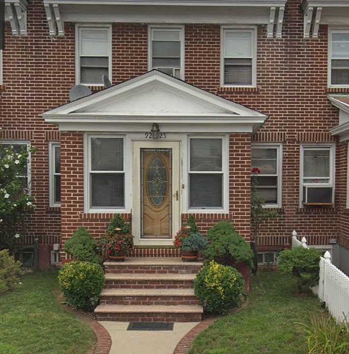 1st image of 92-25 215th Pl