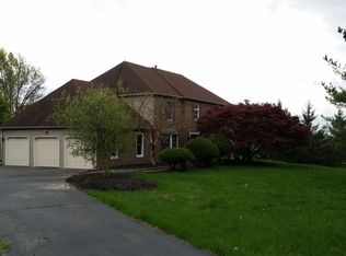 1236 Turnbury Ln, North Wales, PA 19454