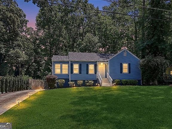 4th image of 1864 Ridgeland Dr