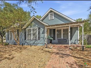 505 E Houston St, Luling, TX 78648
