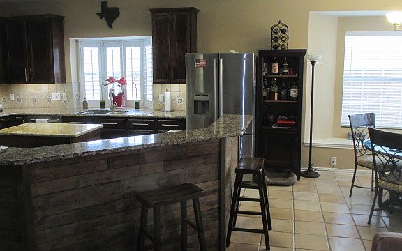 5th image of 2405 Westlake Dr