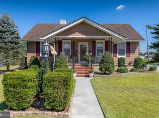 102 Jackson Ave, Gibbstown, NJ 08027