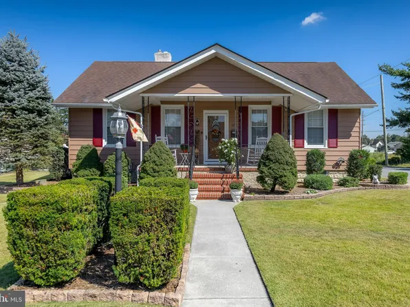 102 Jackson Ave, Gibbstown, NJ 08027