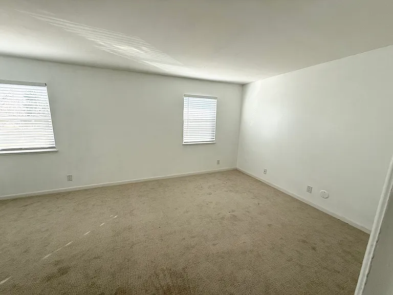 741 Camino Floretta NW — Photo 11