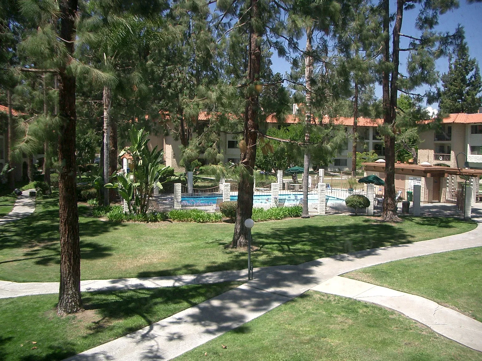 1 bed, 616 sqft, $2,000 — Photo 2