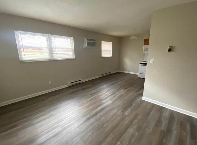 1117 Lewis St Rossford OH Zillow