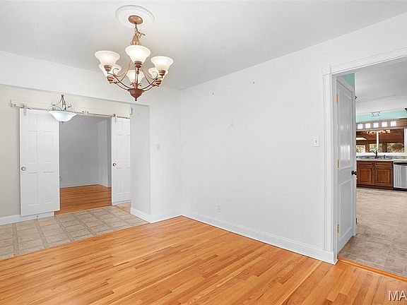 5th image of 12557 Starspur Ln