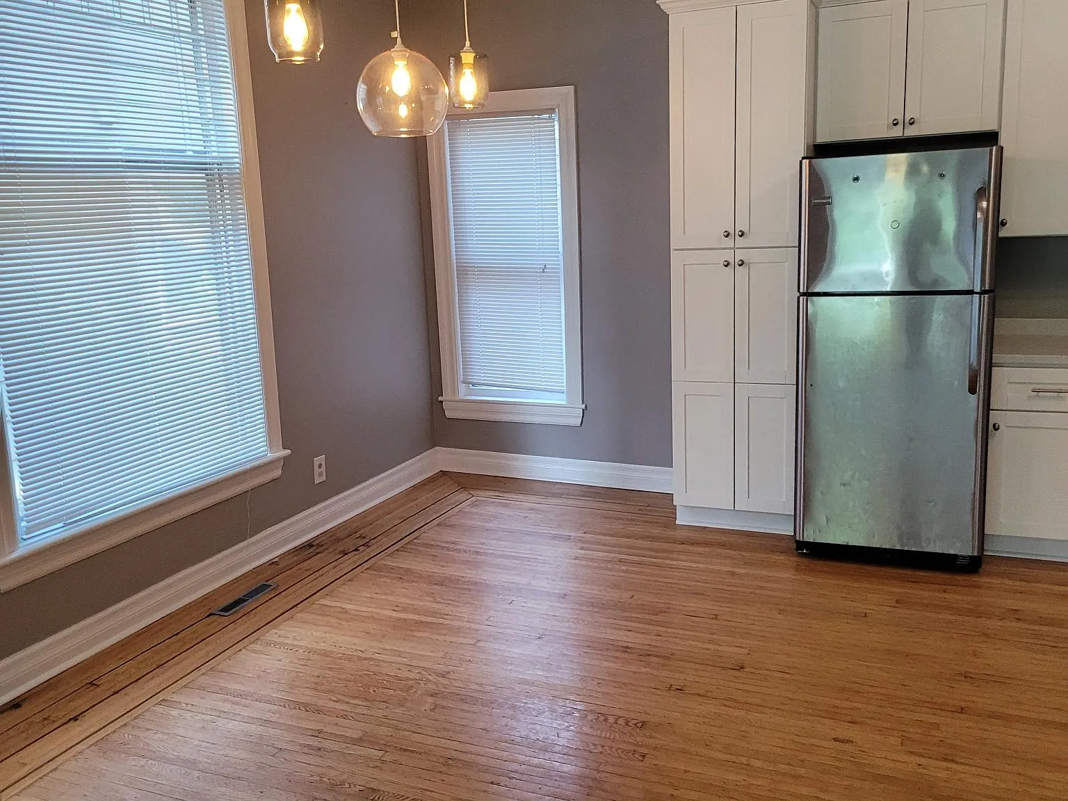 2703 Aldrich Ave S — Photo 4