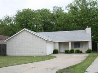 1144 Castlewood Ct, Desoto, TX 75115