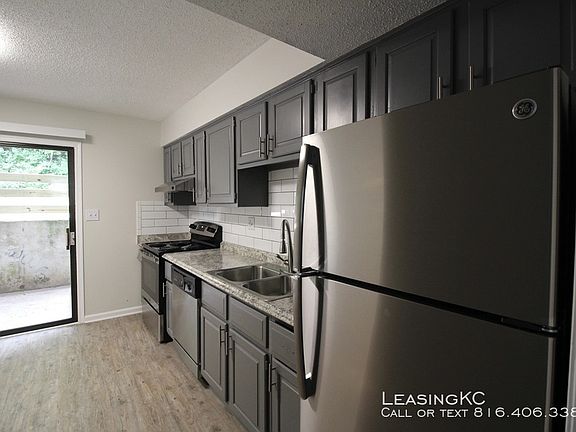 3rd image of 2945 Eaton St