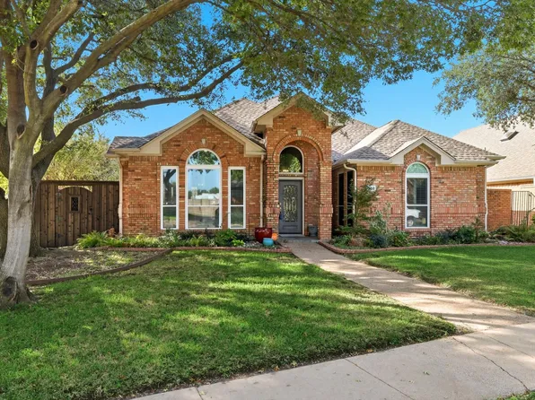 900 McCoy Dr, Irving, TX 75062