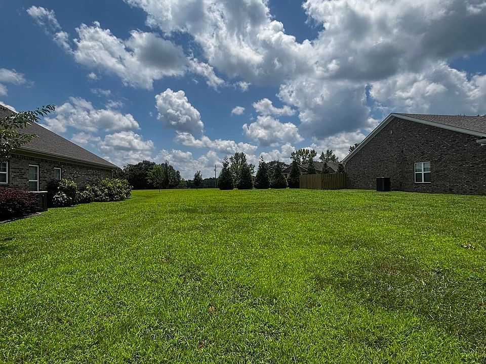 2nd image of 11 Village Ln