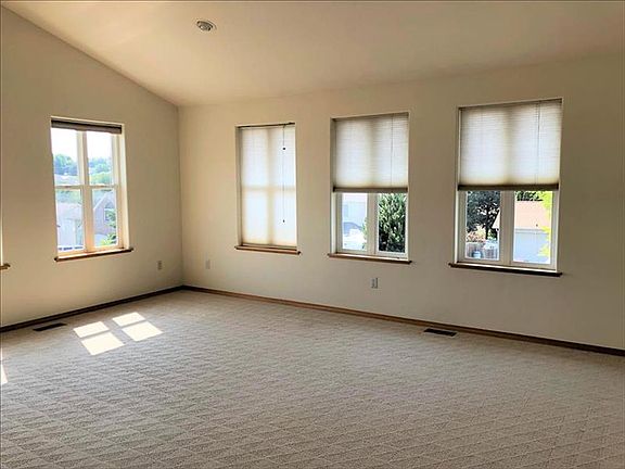 4th image of 909 Grelle Dr