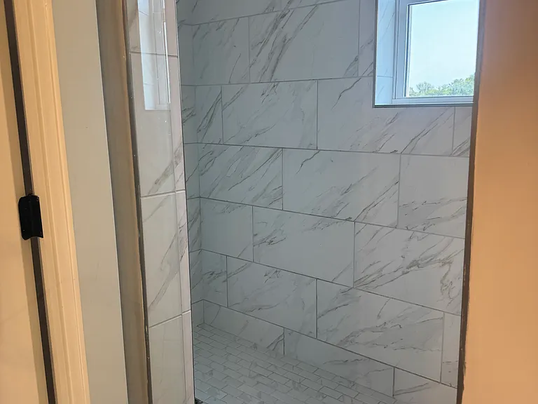 1121 Lawrence Ave #7 — Photo 17