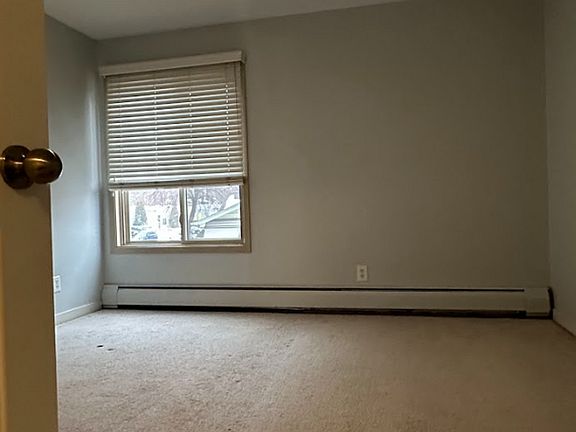2nd image of 3729 Snelling Ave APT 102
