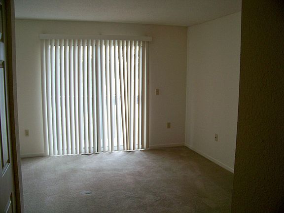 5th image of 10077 W Lisbon Ave