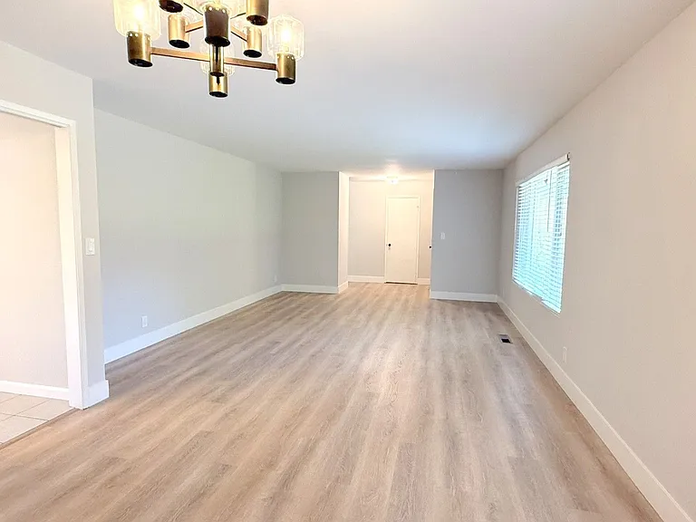 2690 Danville Blvd — Photo 9