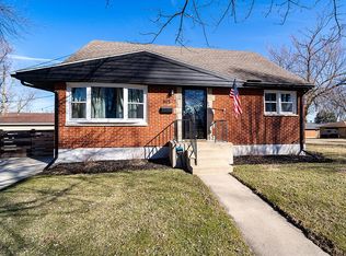 815 Orchard Dr, Dayton, OH 45419