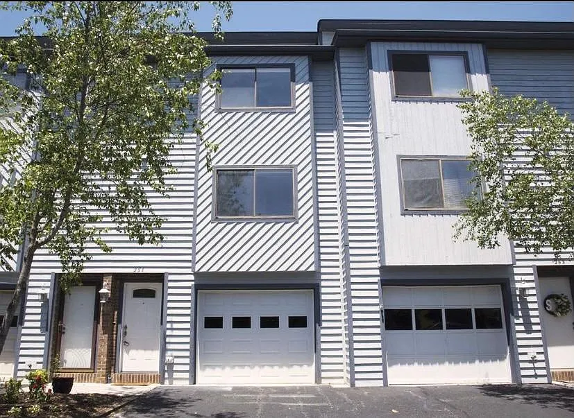 251 Fairfax Rd