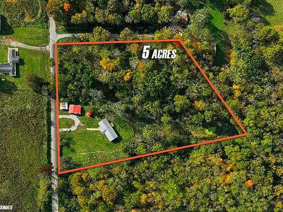 3rd image of 1236 Brier Ridge Rd