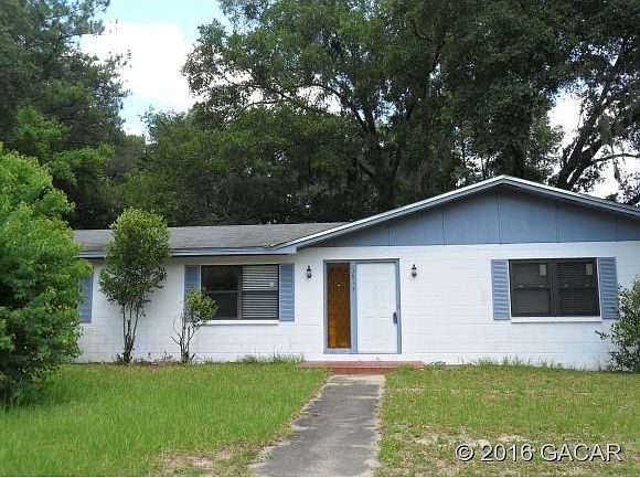 1st image of 3913 NW 36th Ter