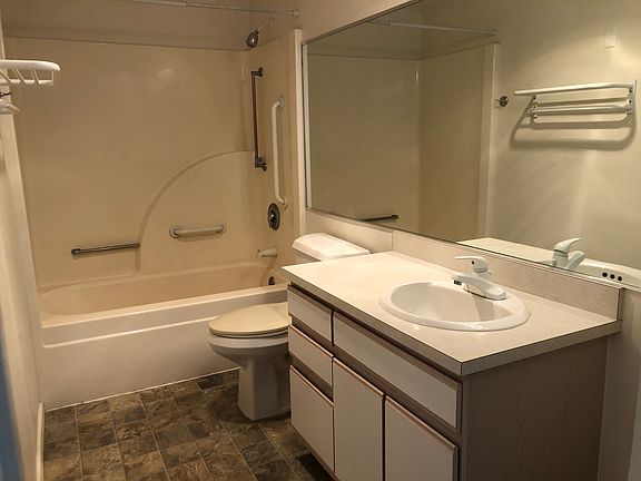 5th image of 1400 SE Fancy Free Dr APT 205