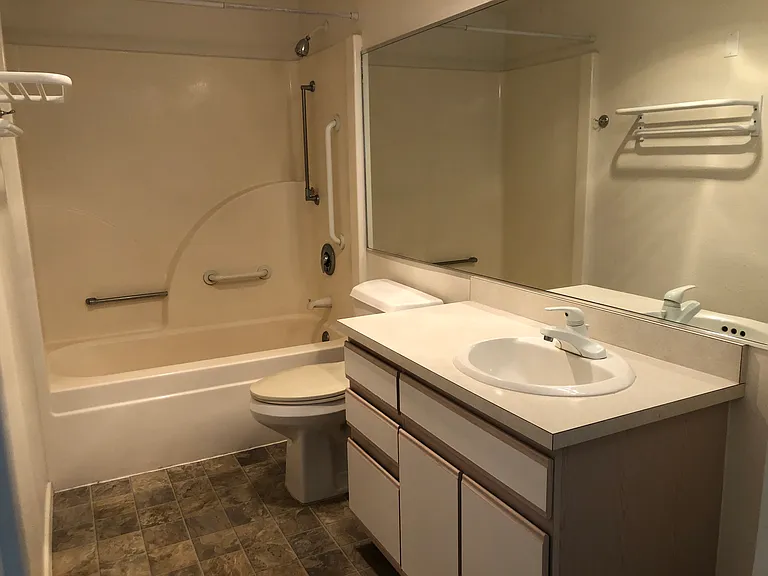 1400 SE Fancy Free Dr #205 — Photo 5