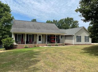 273 Hillcrest Dr, Gaffney, SC 29340