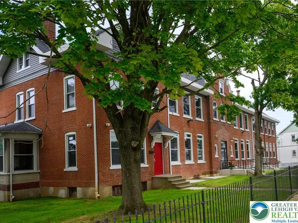 1012 2nd St N, Catasauqua, PA