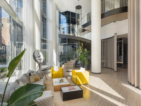 225 East 39th Street image 6 of 25