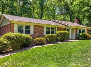 148 Haywood Knolls Dr, Hendersonville, NC 28791