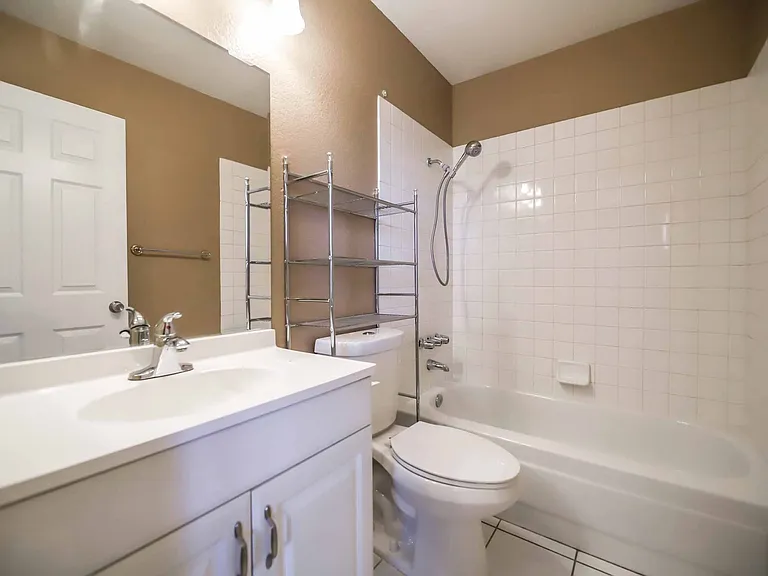 4465 Halbert Ave — Photo 12