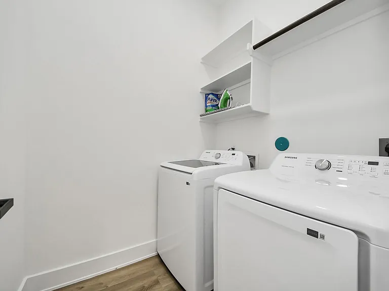 3907 Maggie St — Photo 23