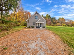 16 Windy Ridge Ln, Charlton, MA 01507