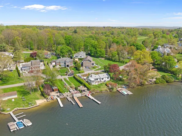 26 Averill Drive, Mahopac, NY 10541